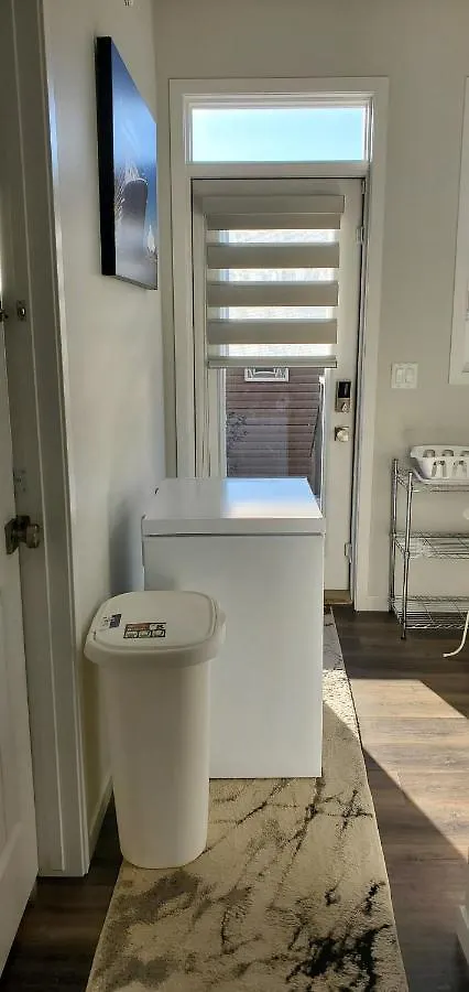 Pansiyon Delightful 1-Bedroom Private Suite In A New Home YYC Kanada