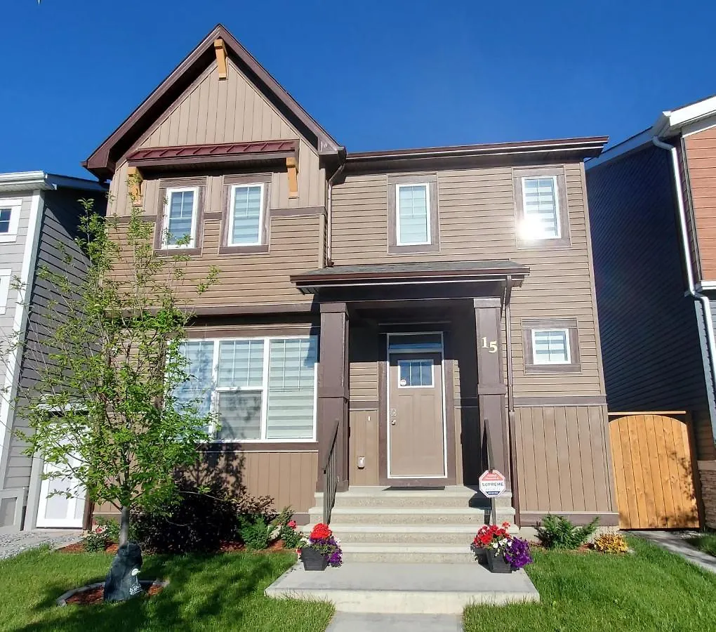 Pansiyon Delightful 1-Bedroom Private Suite In A New Home YYC