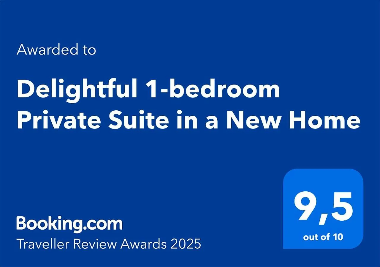 Delightful 1-Bedroom Private Suite In A New Home YYC